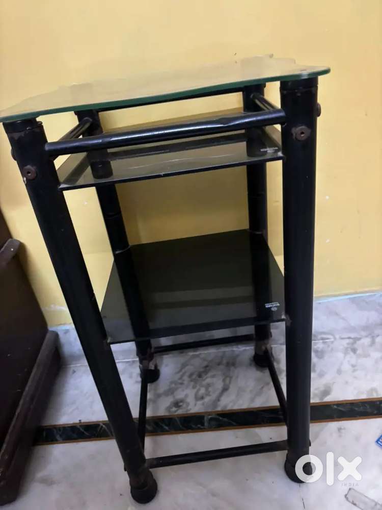 Glass Top metal Side Table – Stylish & Sturdy