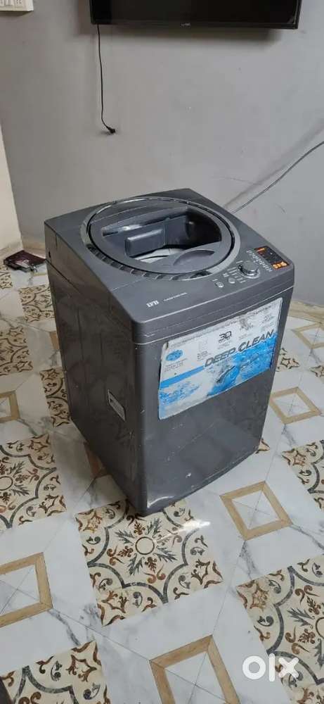 Ifb top load 7 kg in very good condition
