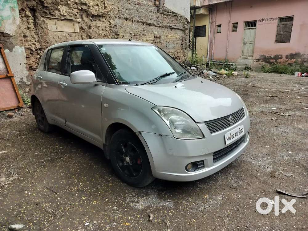 Maruti Suzuki Swift 2006 Petrol 100000 Km Driven