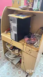 Computer table