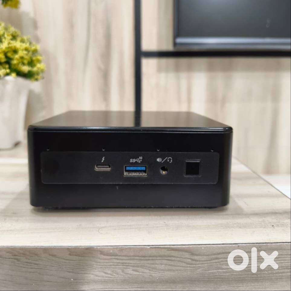 Intel NUC 11 (NUC11PAHi5) Mini PC Computer