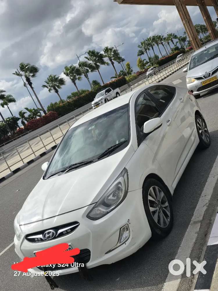 Well maintained car and good condition. Recently done service
