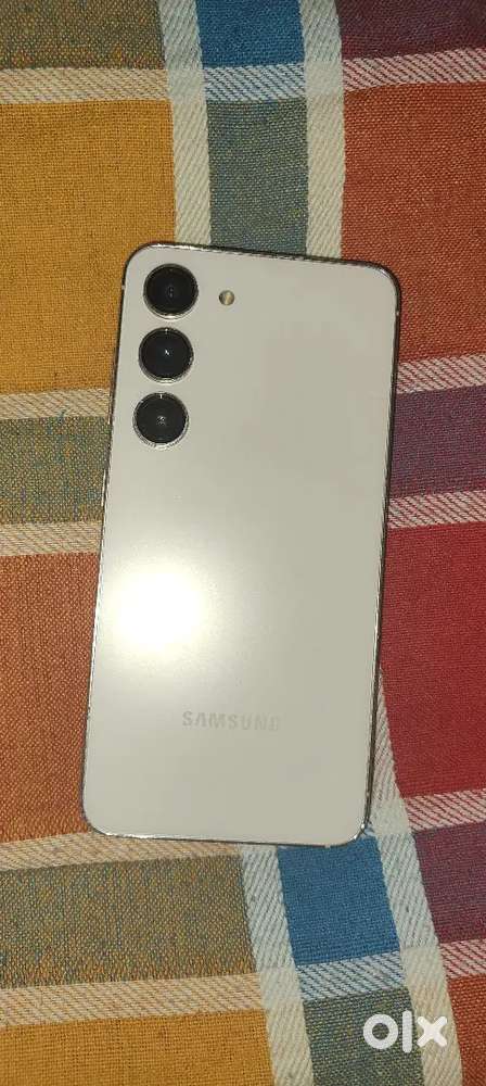 Samsung s23 8/256