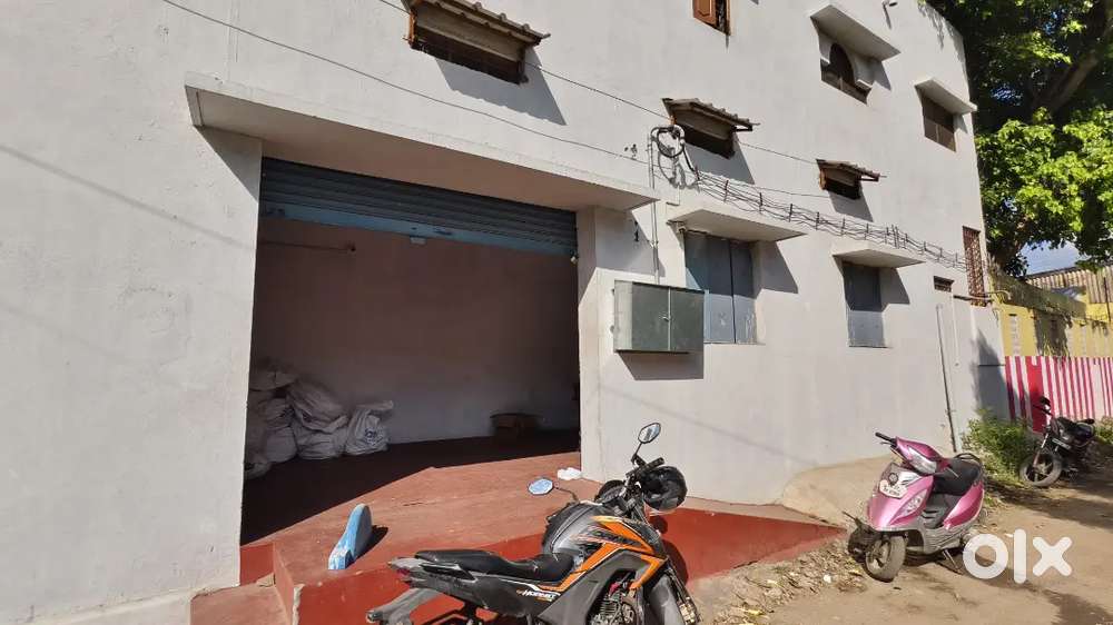 10*57sqft comercial godown for rent