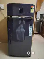 Samsung Digi touch cool Fridge 198 L in attractive colour.