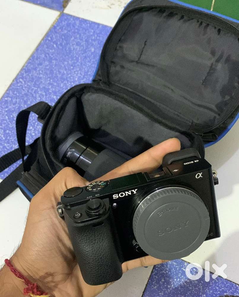Sony cemra a6000 alpha