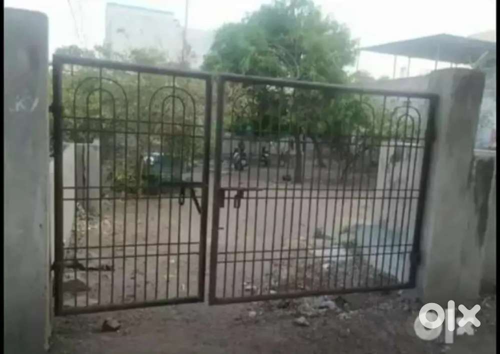 भावसिंगपूरा येथे 750 स्के. फूट प्लाॅट विकणे आहे.