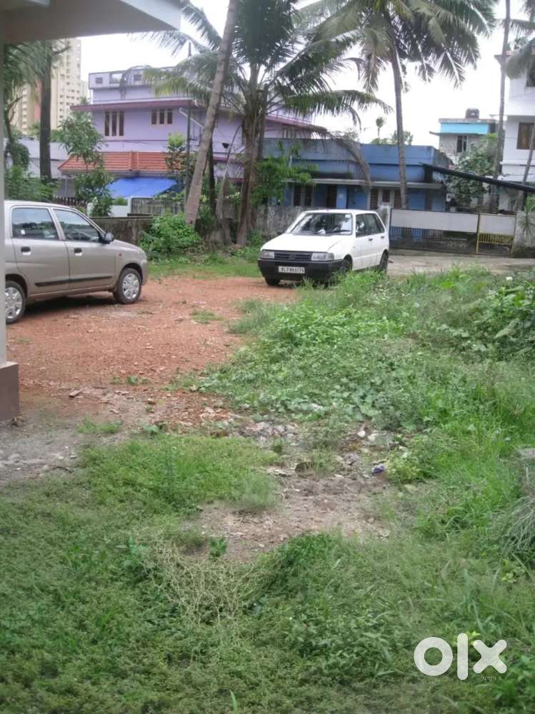 Edappally lulu highway 85 cent plot cent price 55 lakhs negotiable