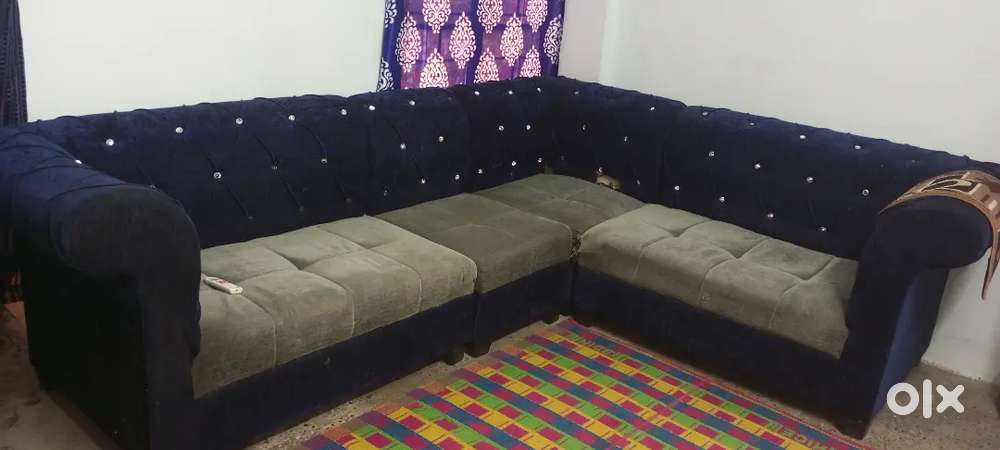 On top condition l sofa