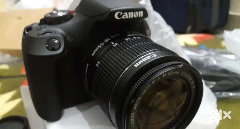 Canon camera eos 1500 d with dual lens