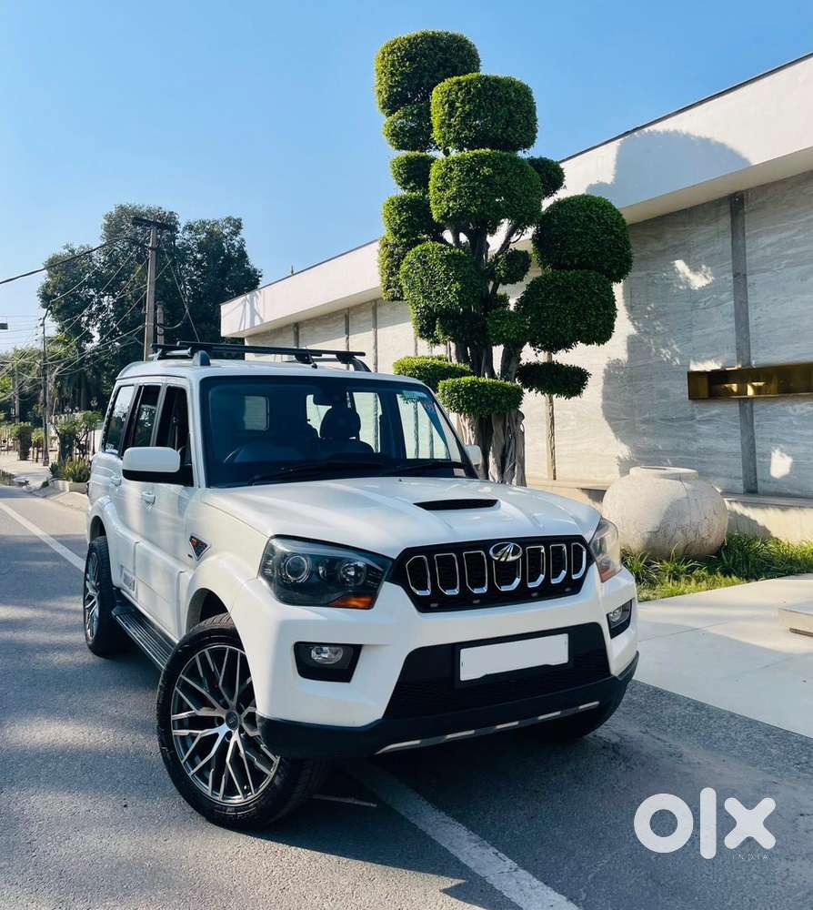 Scorpio Classic 4X4(Like brand new)