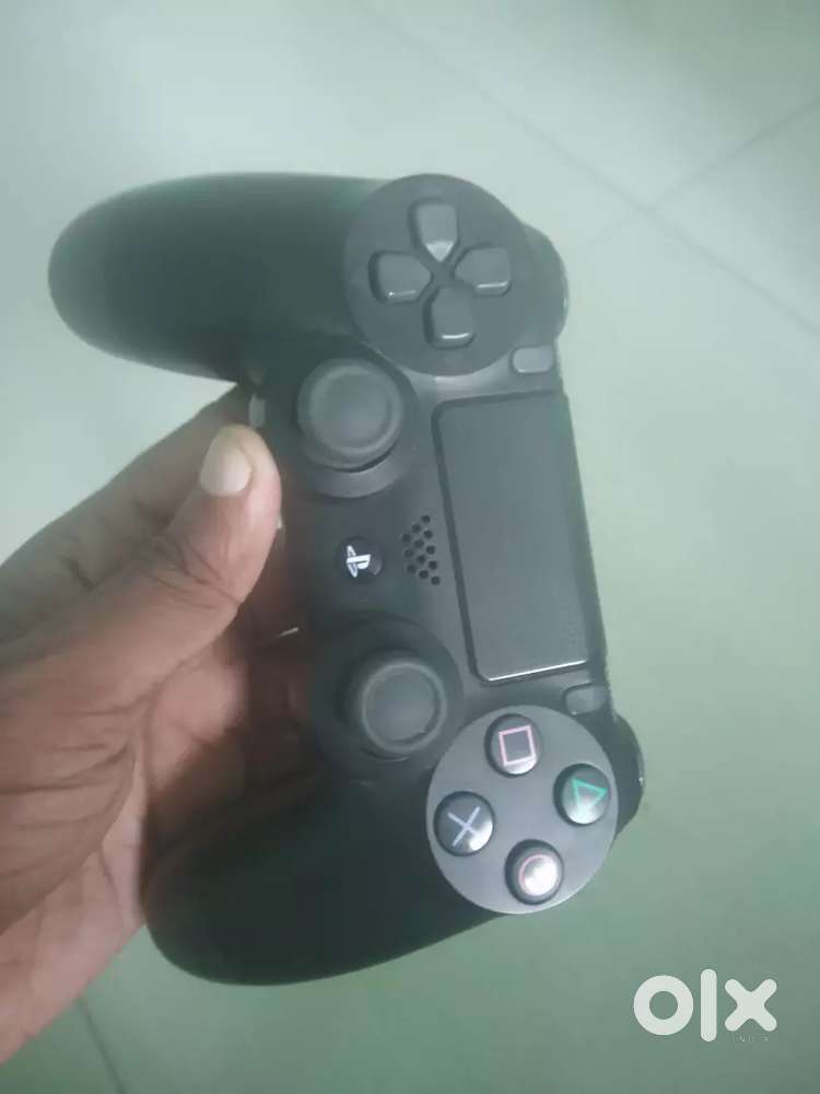 PS4 Dualshock 4 V2 Wireless controller