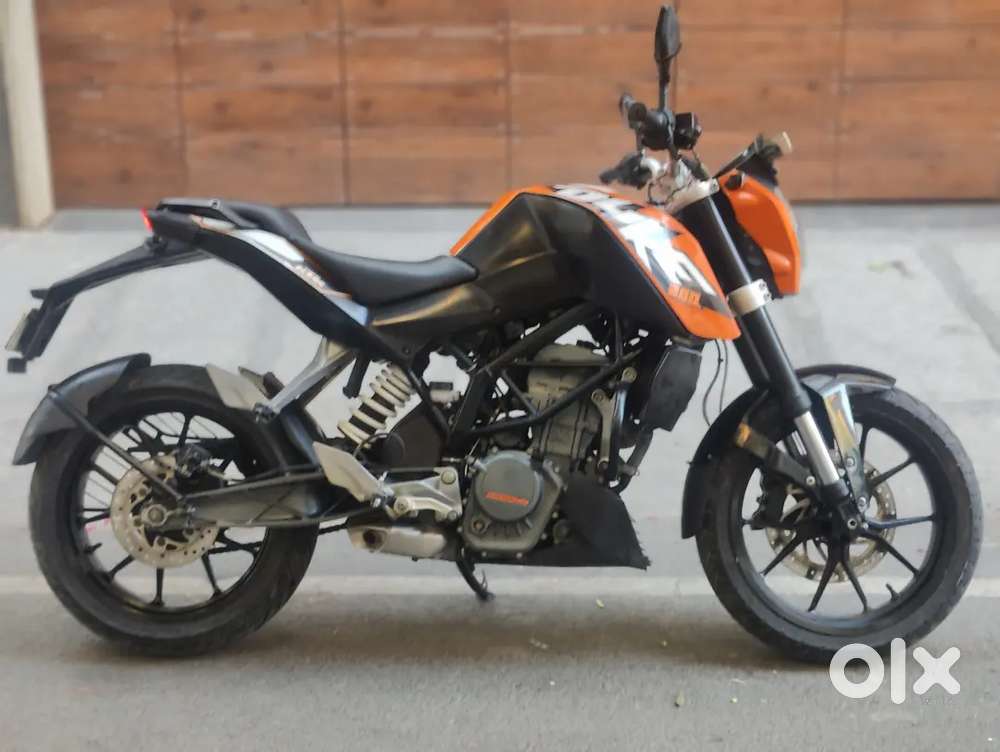 KTM DUKE 200