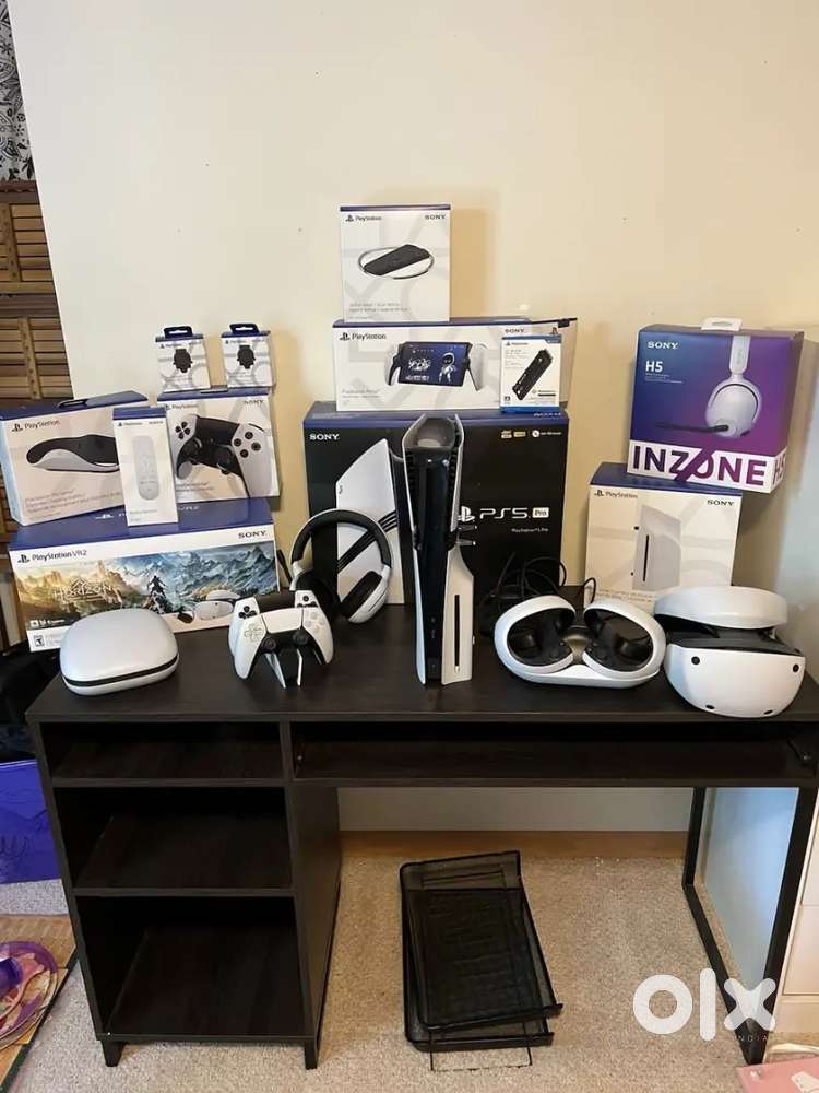 PlayStation 5 Pro - ULTIMATE BUNDLE