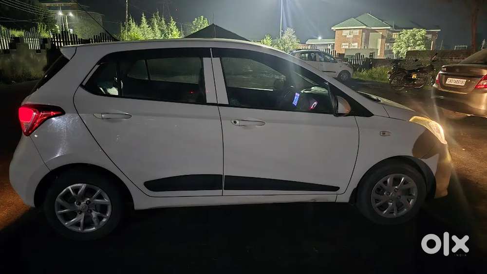 Hyundai Grand i10 2018 Petrol 49000 Km Driven