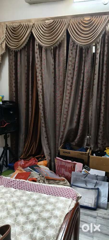 House hold curtains