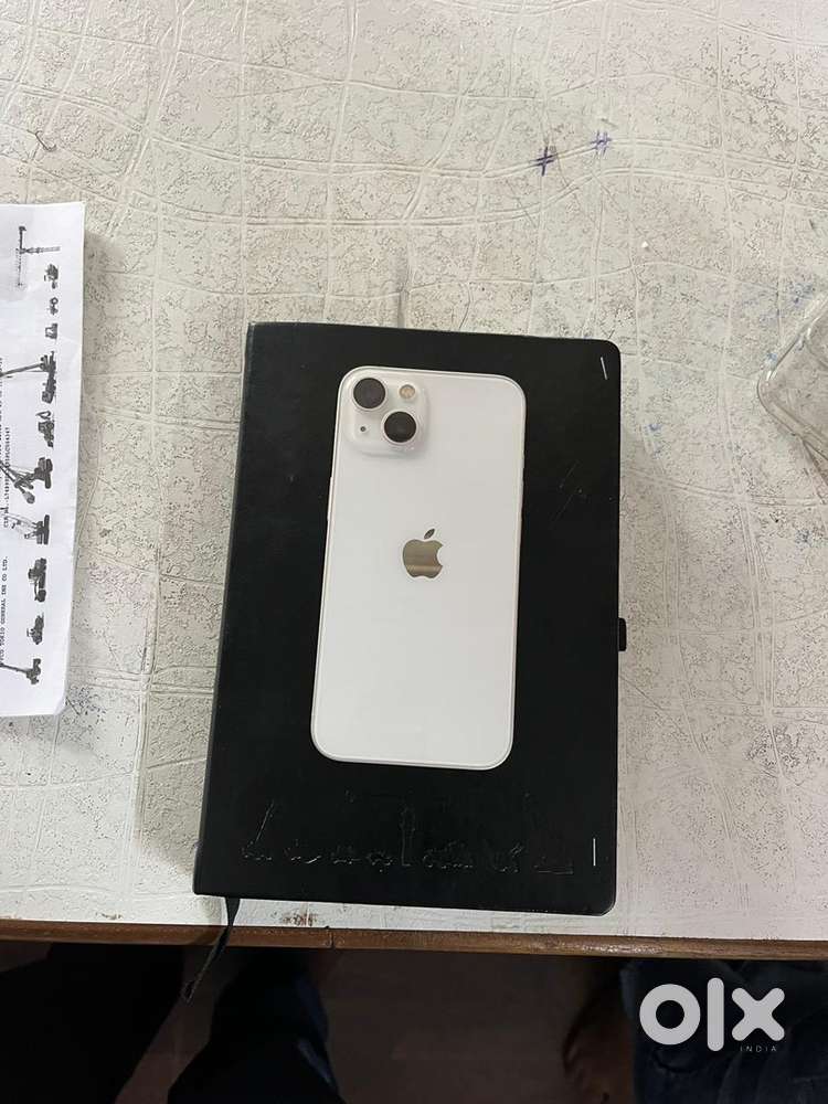 8 month old phone i phone 13