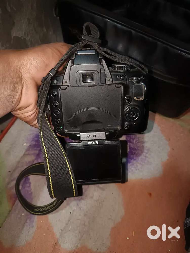 Nikon DSLR D5000