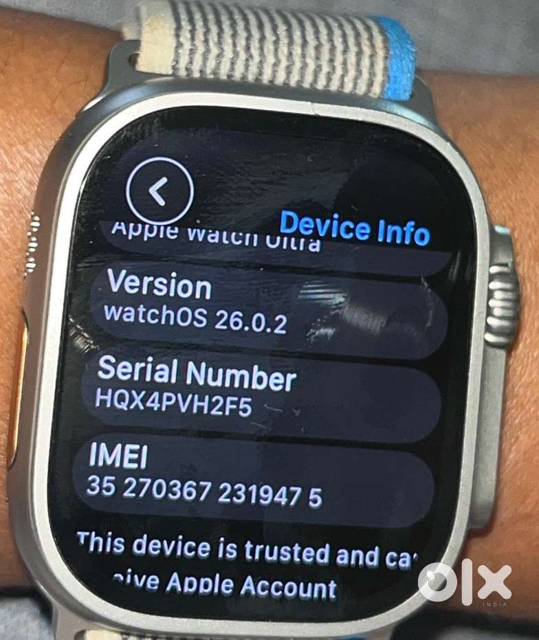 Apple Watch Ultra (49mm Titanium, GPS + Cellular)-Excellent Cond