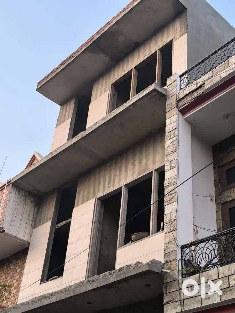 56 मीटर 2.5 मंजिल मकान बिक्री हेतु, अवंतिका कॉलोनी, कांठ रोड,मुरादाबाद