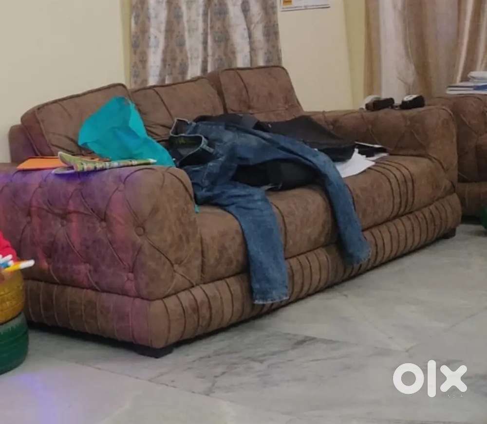 Sofa set five sitter