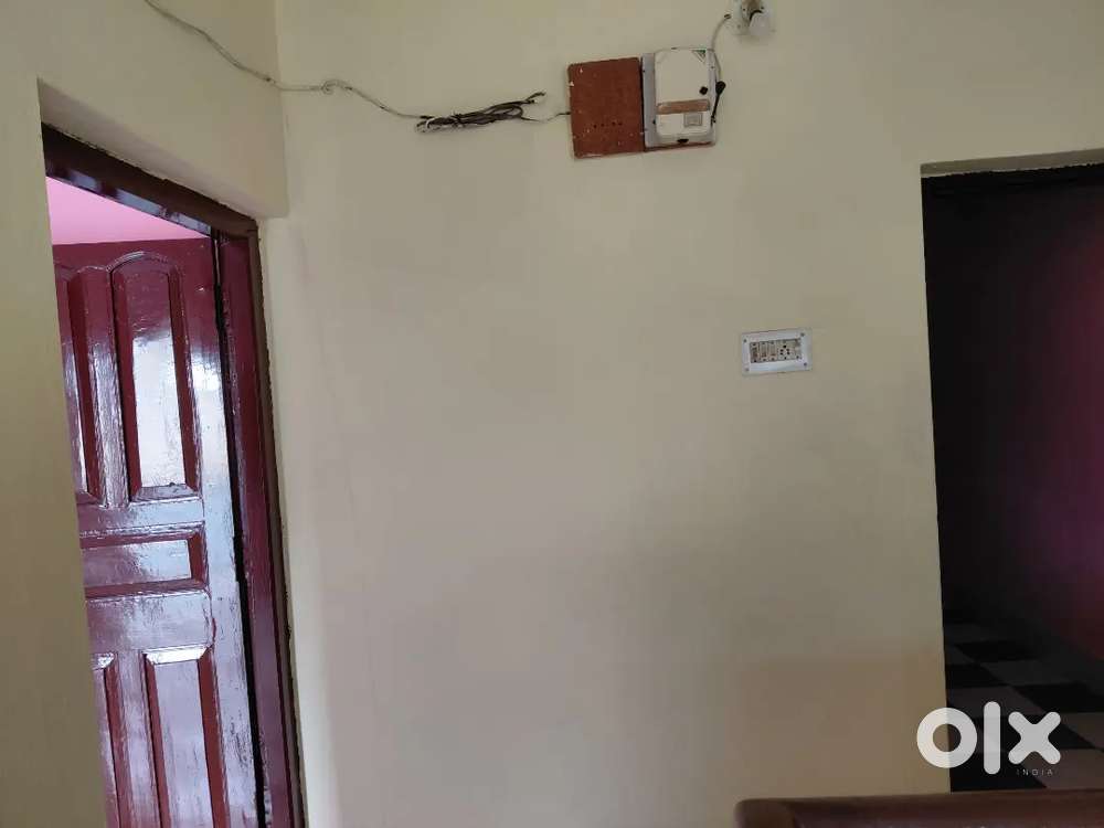 2nd floor for rent only. Working bachelor or lady also allow