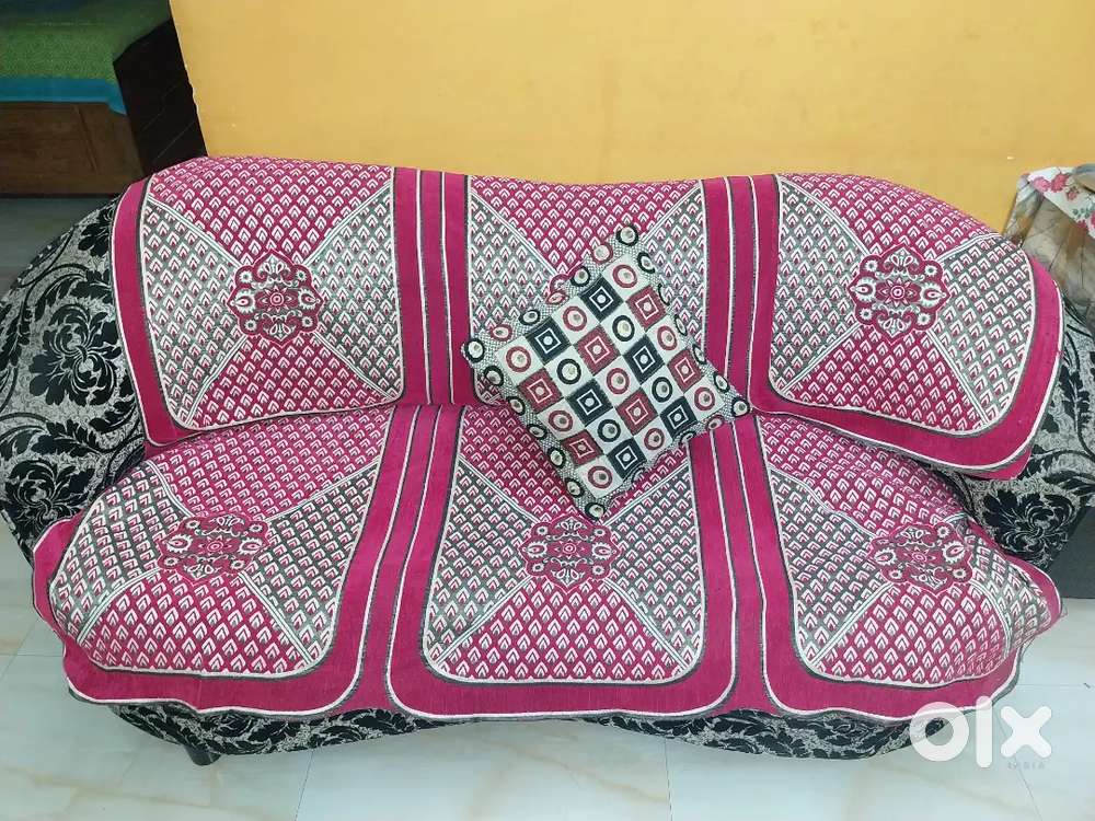 The sofa is in good condition just 1 yr old