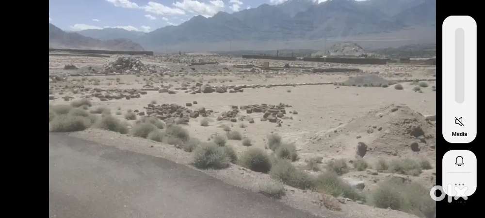 Land in rambirpur thiksay roadside