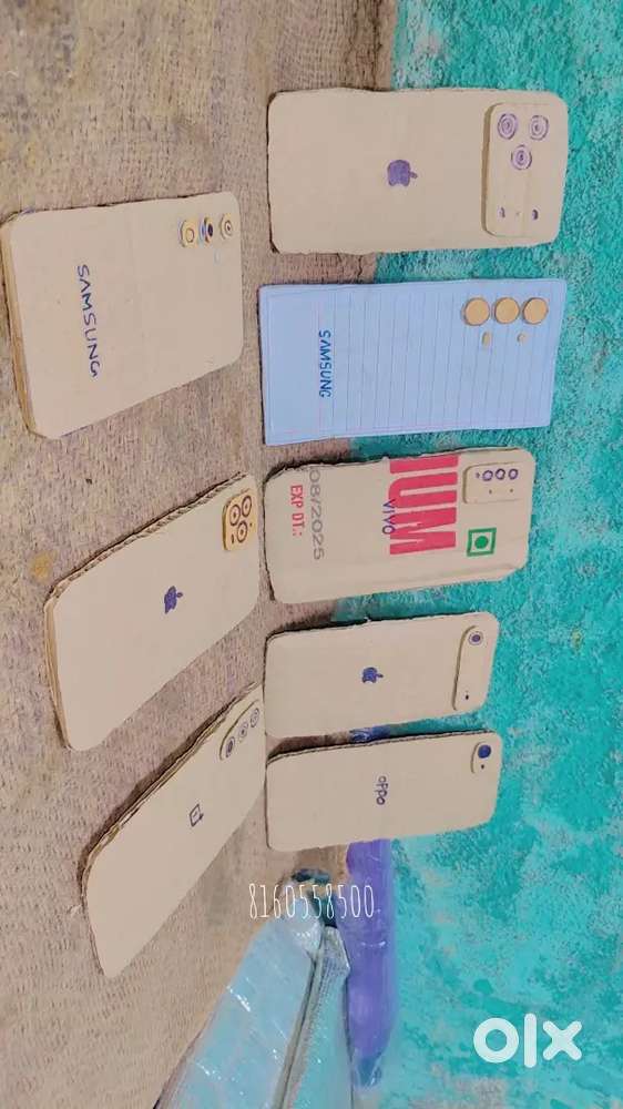 Box  se  bane  huvev mobilev phone