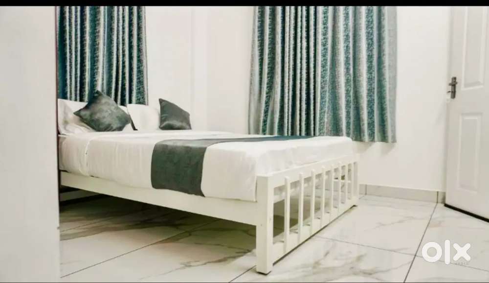 Fully furnished lodging building for sale near Vazahkkala