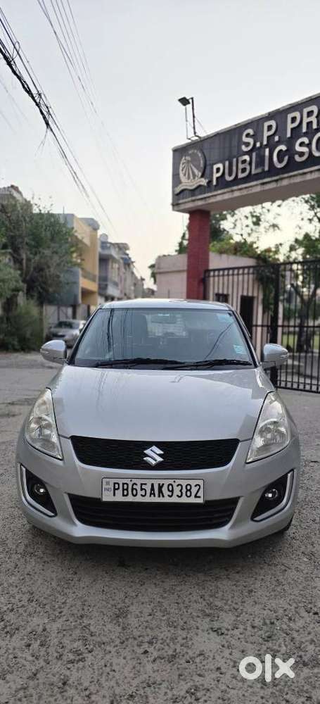 Maruti Suzuki Swift VXi + Manual, 2017, Petrol