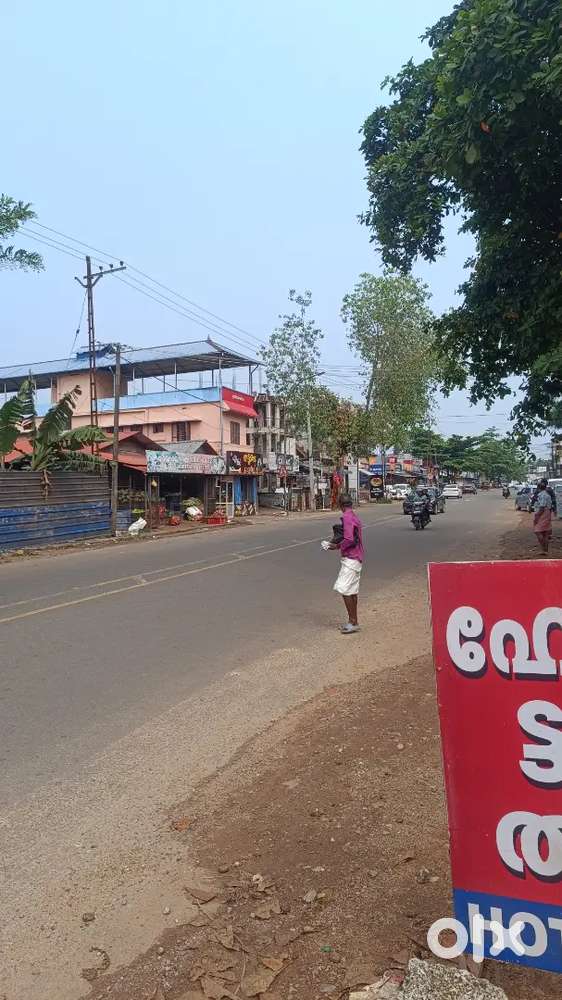 6 സെന്റ് ലോറി സൈറ്റ്.. എംസി റോഡിൽ നിന്നും 350 മീറ്റർ