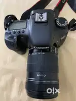 Canon EOS 7D SLR Camera