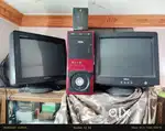 CRT Monitors 2, 1 CPU, 1 UPS