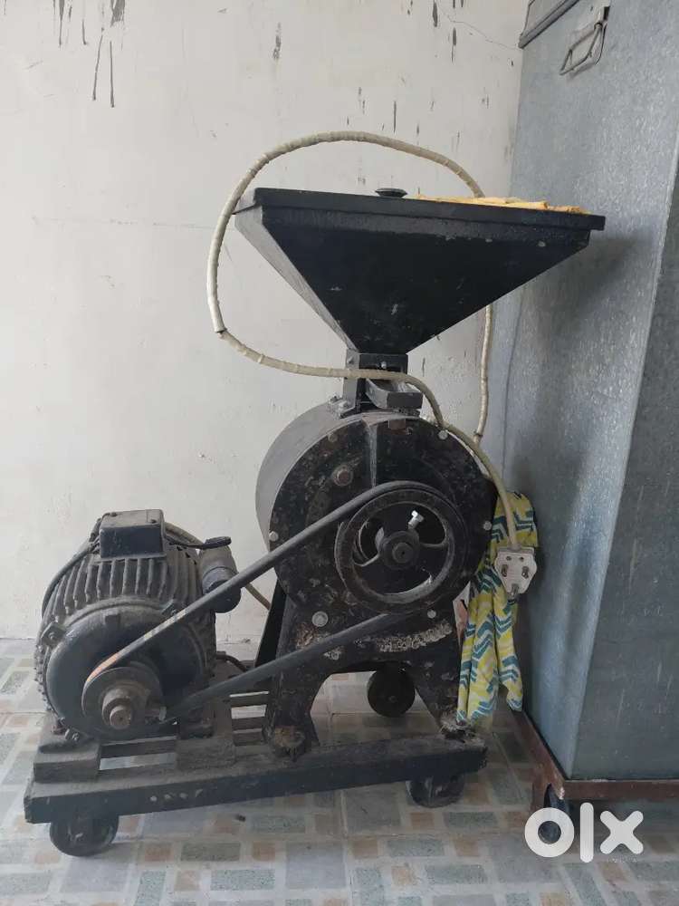 Ghar ghanti (home flour mill)