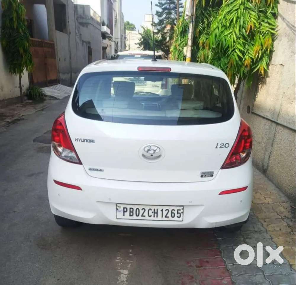 Hyundai i20 2014 Diesel 79000 Km Driven
