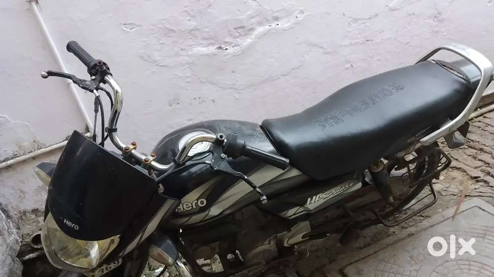 Hf deluxe bike in good condition.
