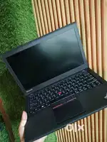 X250 Laptop Lenovo ThinkPad Intel Core i5 Generation : 5th  Ram 8GB SS