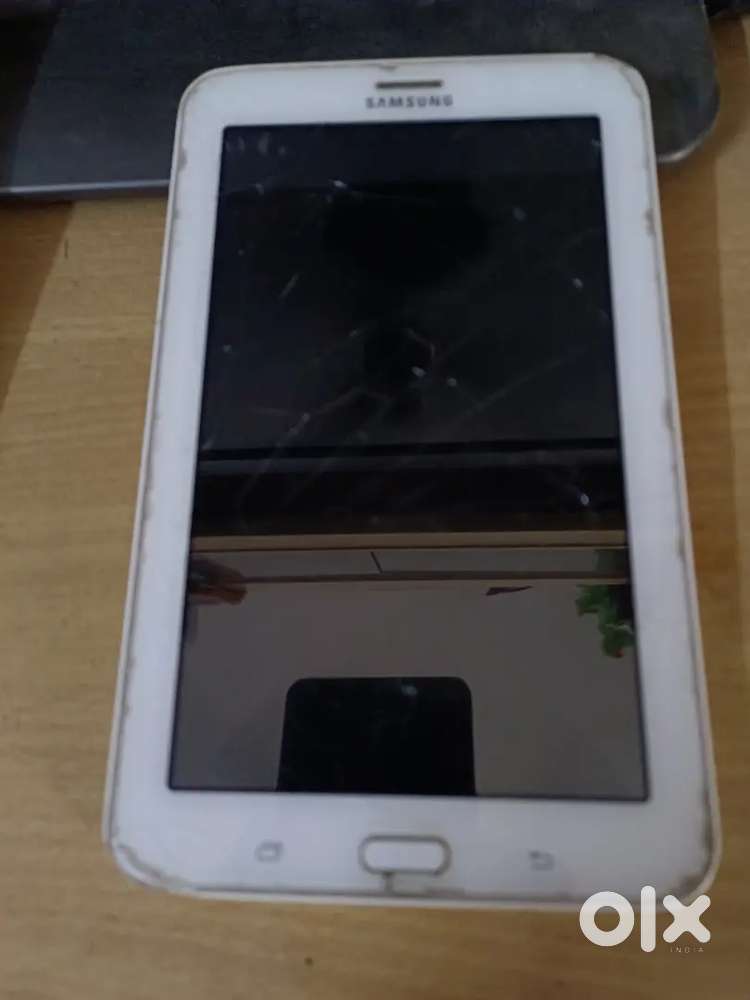 Samsung Galaxy Tab 3v. Calling Tab