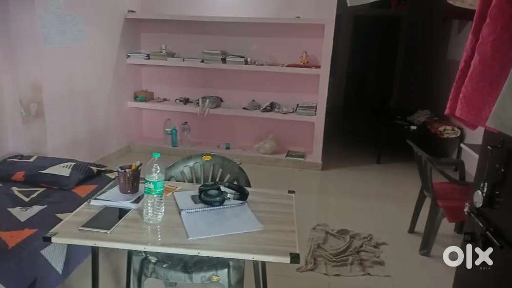 One Roommate required (NEET/JEE)