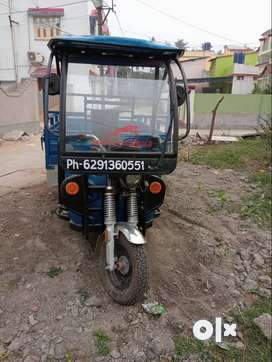 E-Rickshaw Pick Up Van