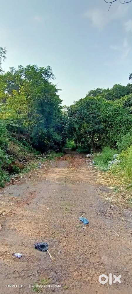 400 sqmt n.a plot behind bmw showroom verna. Broker excuse