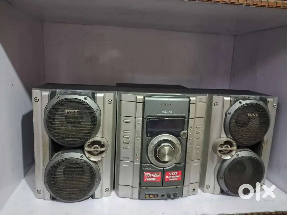 CD and Cassette player