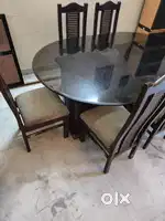 Dining table for sale