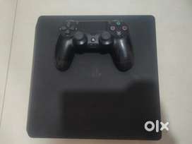 PS4 1TB SLIM WITH 1 CONTROLLER
