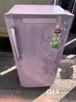 SINGLE DOOR FRIDGE AVAILABLE FOR SALE.