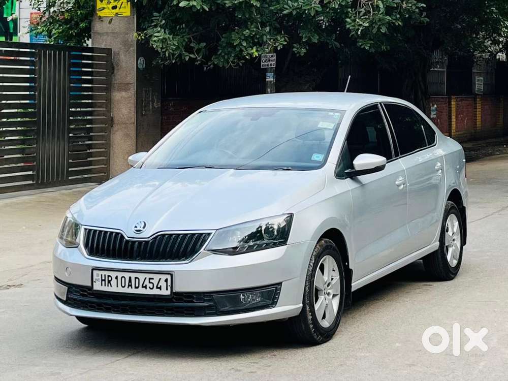 Skoda Rapid 1.5 TDI Style/1.5 AT Style, 2017, Diesel