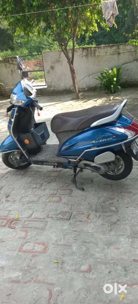 Honda Activa 5G ,Brand New condition, Single hand drive.
