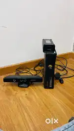Xbox 360 Slim With Kinect