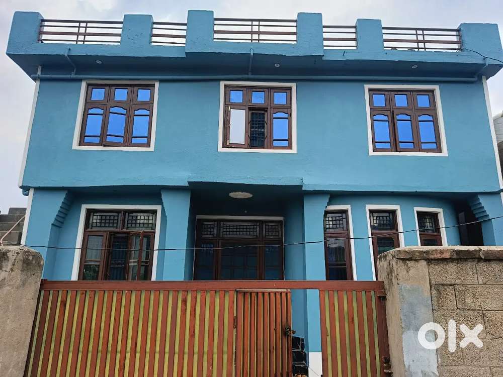 Fully furnished 2 story house with 8 bedrooms, 4 washrooms and 3 kitch